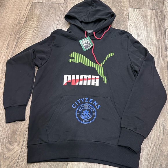 ⚽ Here’s a polished description for your Manchester City PUMA Hoodie: - Picture 3 of 8